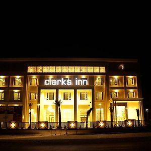 Clarks Inn Aligarh